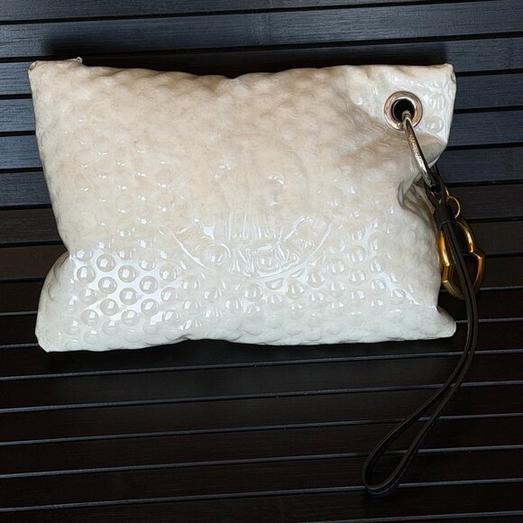 MONCLER Goose Down Padded Vanille Clutch Bag Chunky Logo Key Chain White NWOT - Picture 2 of 12